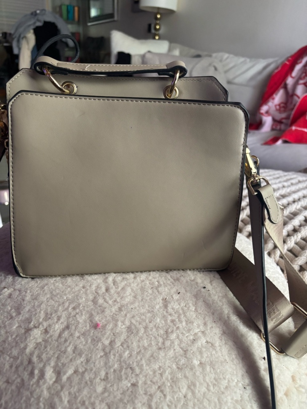 Steve Madden Beige-Cream Crossbody Bag - Picture 3 of 4
